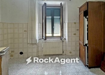 Cucina - Appartamento via Dante Alighieri, Cecina - foto 10