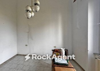 Camera da letto - Appartamento via Dante Alighieri, Cecina - foto 14