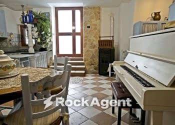 Salone - Appartamento via Casalnuovo, 23, Montescaglioso - foto 1