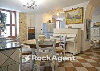 Salone - Appartamento via Casalnuovo, 23, Montescaglioso - foto 4