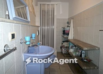Bagno - Appartamento via Casalnuovo, 23, Montescaglioso - foto 12