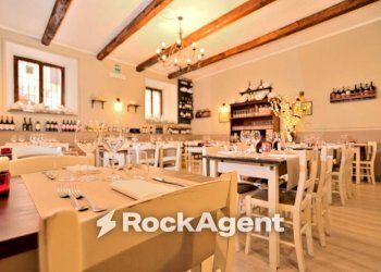 Interno non residenziale - Ristorante via Giacomo Carissimi, 32, Marino - foto 2
