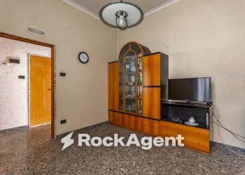 Salone - Quadrilocale via Fabio Filzi, 35, Gravina in Puglia - foto 2