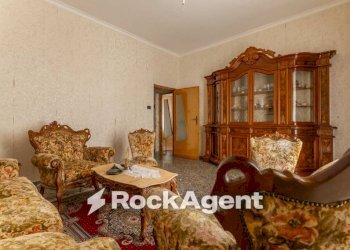 Salone - Quadrilocale via Fabio Filzi, 35, Gravina in Puglia - foto 8
