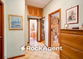 Corridoio - Appartamento via Roccabernarda, Roma - foto 8