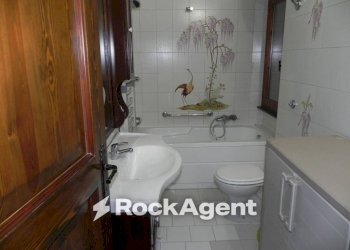 Bagno - Four-room apartment via Raffaello Sanzio, 106, Senigallia - photo 17