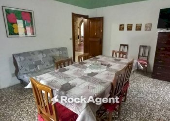 Salone - Four-room apartment via Raffaello Sanzio, 106, Senigallia - photo 19