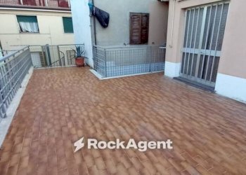 Cortile interno - Four-room apartment via Raffaello Sanzio, 106, Senigallia - photo 27