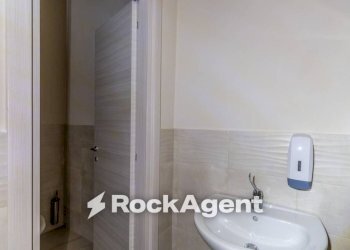 Bagno - Negozio via Scafati, 69, Sant'Antonio Abate - foto 15