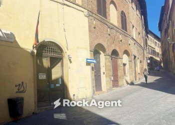 Zona - Shop via Ricciarelli, 68, Volterra - photo 3