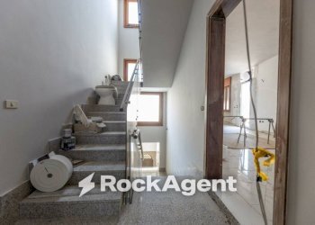 Scala - Shop via Roma, Casarano - photo 15