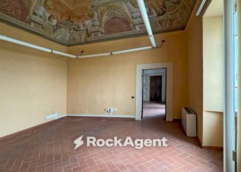 Stanza non arredata - Stable - Palace via dei Sarti, Volterra - photo 8
