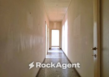 Corridoio - Appartamento via Roma, 115, Coggiola - foto 23