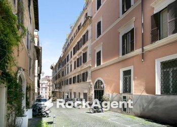 Zona - Magazzino via dei Quattro Cantoni, 9a, Roma (zona Centro Storico) - foto 1
