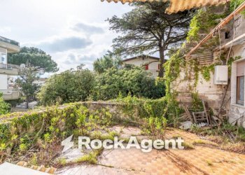 Giardino - Casa indipendente corso V. Emanuele, 129, Angri - foto 9