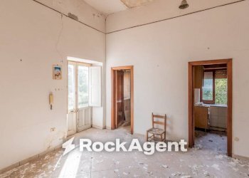 Camera da letto - Casa indipendente corso V. Emanuele, 129, Angri - foto 11
