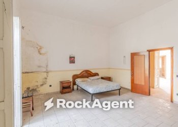 Camera da letto - Casa indipendente corso V. Emanuele, 129, Angri - foto 17