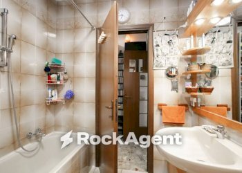 Bagno - Trilocale via Gravina di Puglia, 26, Roma - foto 21