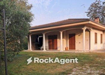 Facciata - Villa via Colonna Marina, 47, Pegognaga - photo 18