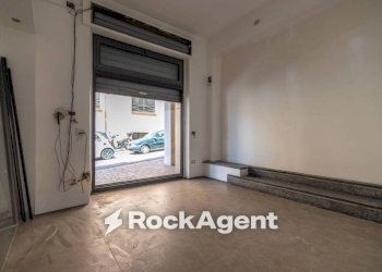 Interno non residenziale - Negozio via Mario Greco, 58, Catanzaro - foto 10