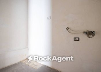 Stanza non arredata - Negozio via Mario Greco, 58, Catanzaro - foto 17