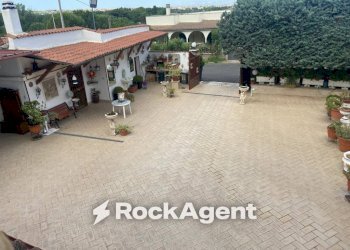 Cortile interno - Villa via G. Donizetti, 31, Zagarolo - foto 1