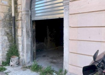 Ingresso - Shop via Placida, 144, Messina - photo 2