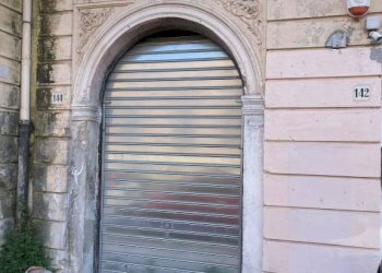 Facciata - Shop via Placida, 144, Messina - photo 17