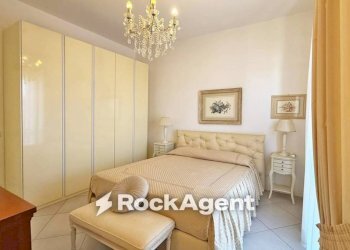 Camera da letto - Trilocale via Sant'Ambrogio, 34, Viareggio - foto 13