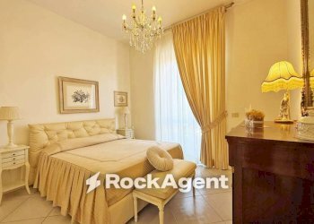 Camera da letto - Trilocale via Sant'Ambrogio, 34, Viareggio - foto 16