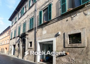Facciata - Trilocale via Roma, 34, Acquapendente - foto 1