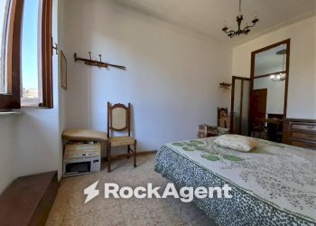 Camera da letto - Trilocale via Roma, 34, Acquapendente - foto 13