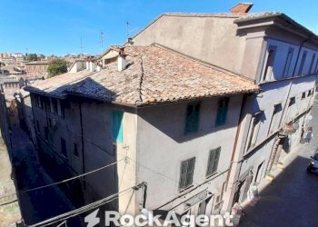 Facciata - Trilocale via Roma, 34, Acquapendente - foto 27