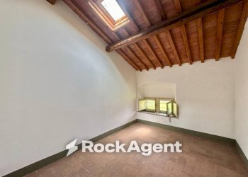 Stanza non arredata - Quadrilocale viale Giuseppe Giusti, Lucca - foto 11