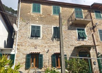 Facciata - Rustico strada Comunale delle Casette, 51, Massa - foto 1