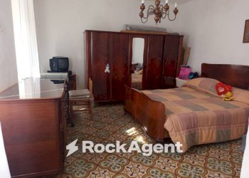 Camera da letto - Rustico strada Comunale delle Casette, 51, Massa - foto 12