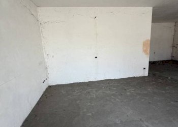 Magazzino - Shop via Guglielmo Massaia, Casale Monferrato - photo 17
