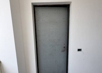 Interno palazzo - Shop via Guglielmo Massaia, Casale Monferrato - photo 25