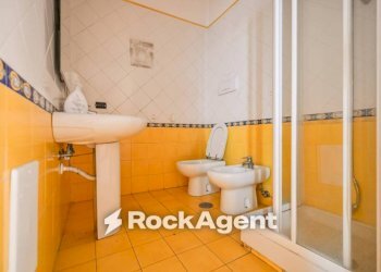 Bagno - Stable - Palace via Cesare Battisti, 117, Scafati - photo 16