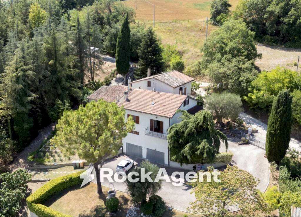 Vista - Independent house Frazione San Ginesio, 91, Arcevia - photo 2