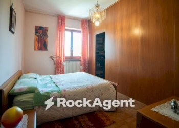 Camera da letto - Independent house Frazione San Ginesio, 91, Arcevia - photo 3