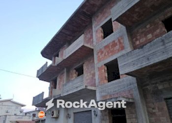 Facciata - Rustic via Alessandro Manzoni, 1, Ardore - photo 3
