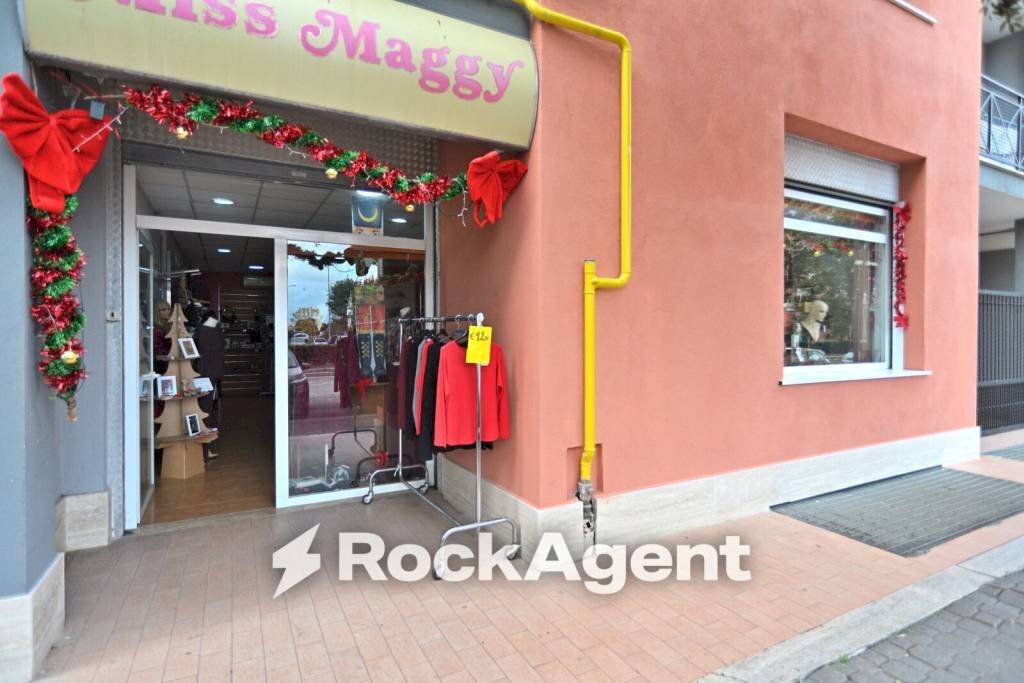 Ingresso - Shop via Inghilterra, 116, Aprilia - photo 2