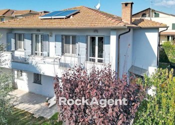 Facciata - Villa Cecina - photo 1