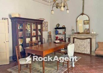 Salone - Apartment via Paolo Mascagni, Pomarance - photo 10