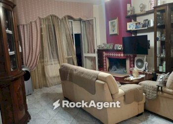 Salone - Three-room apartment via XXIV Maggio, 39D, Bovalino - photo 2