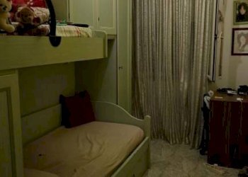 Camera da letto - Three-room apartment via XXIV Maggio, 39D, Bovalino - photo 6