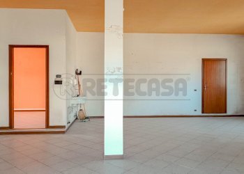 MVIMG_20260611_160737 - Commercial Premises Via Strada Alta 28, Bressanvido - photo 4