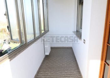 3_Ingresso - Appartamento Via Giotto 5, Bondeno - foto 3