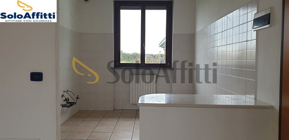 vano cucina.jpg - Appartamento via galvani 2, Solaro - foto 3